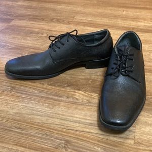 CALVIN KLEIN Gordon dress shoes